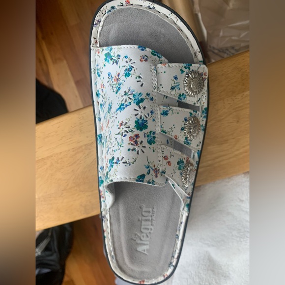 NEW Alegria Leather Adjustable Slide Sandals - Picture 4 of 5